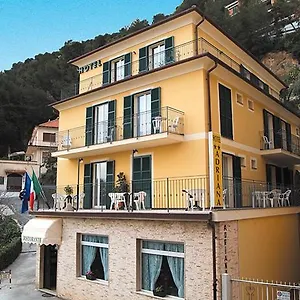** Hotel Adriana Italië